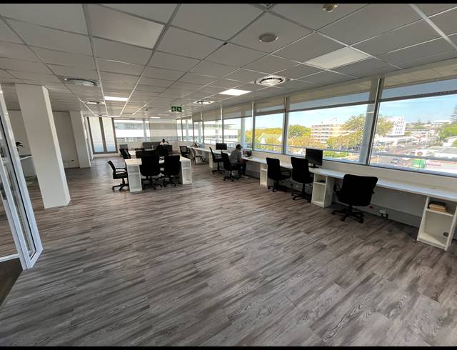 309M² OFFICE TO LET IN CLAREMONT